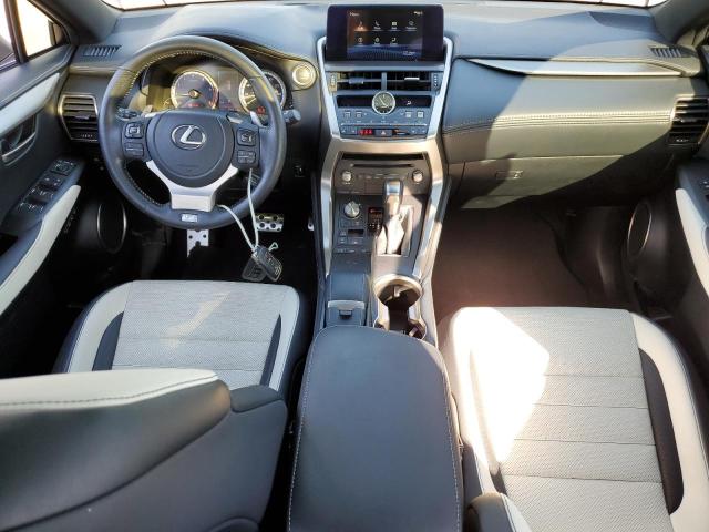 JTJSARBZ4M2180743 - 2021 LEXUS NX 300 BASE 银色 照片 8