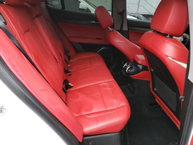 ZASPAKBN1M7D12297 - 2021 ALFA ROMEO STELVIO TI თეთრი ფოტო 10
