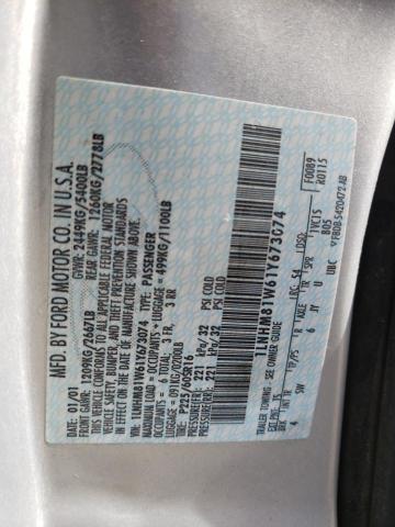 1LNHM81W61Y673074 - 2001 LINCOLN TOWN CAR EXECUTIVE SILVER photo 12