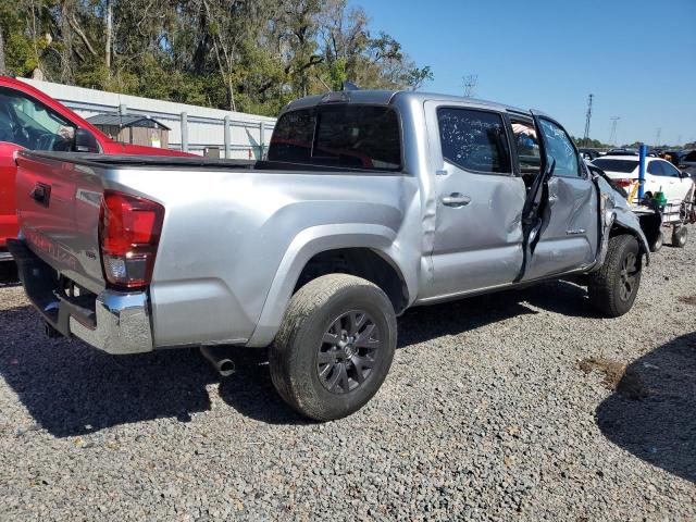 3TMCZ5AN7NM488670 - 2022 TOYOTA TACOMA DOUBLE CAB SILVER photo 3