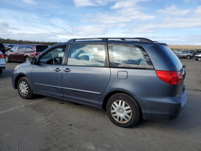 5TDZK23C78S130577 - 2008 TOYOTA SIENNA CE BLUE photo 2