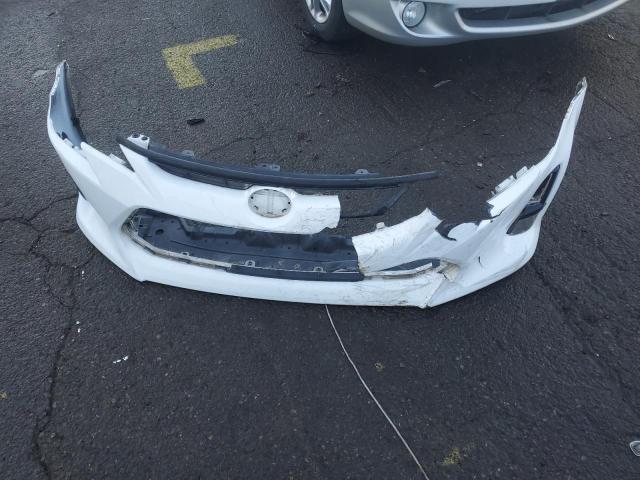 JTKJF5C77E3087807 - 2014 TOYOTA SCION TC 白色 照片 12