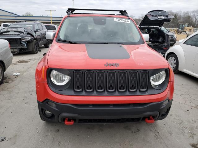 ZACCJBCB8HPE56059 - 2017 JEEP RENEGADE TRAILHAWK RED photo 5