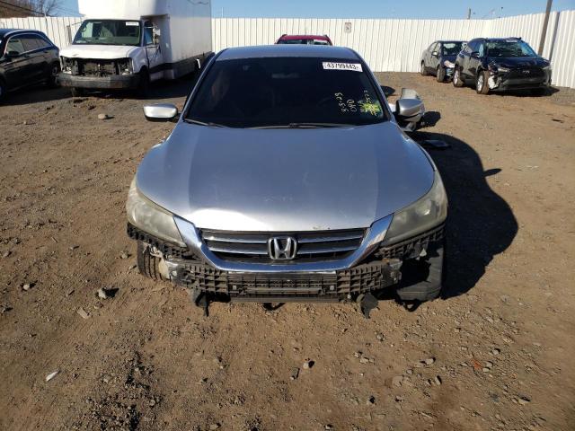 1HGCR2F30DA029869 - 2013 HONDA ACCORD LX SILVER photo 5