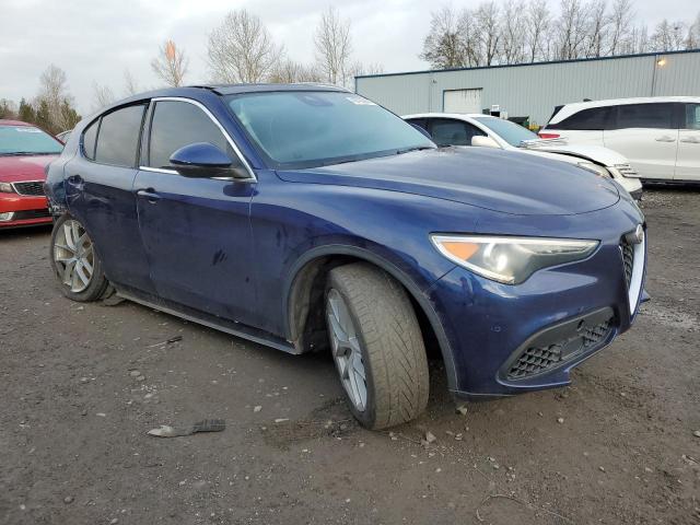 ZASFAKBN6J7B77034 - 2018 ALFA ROMEO STELVIO TI BLUE photo 4