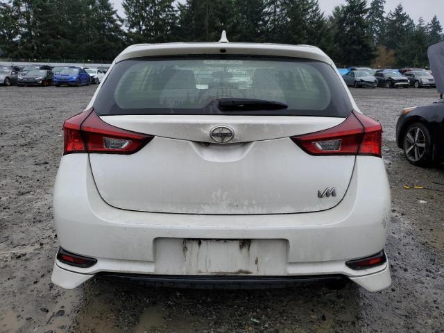 JTNKARJE5GJ501504 - 2016 TOYOTA SCION IM WHITE photo 6