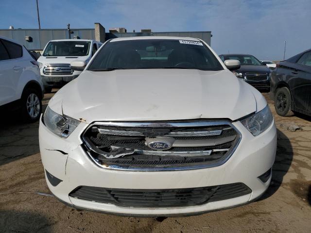 1FAHP2H82DG174675 - 2013 FORD TAURUS SEL WHITE photo 5