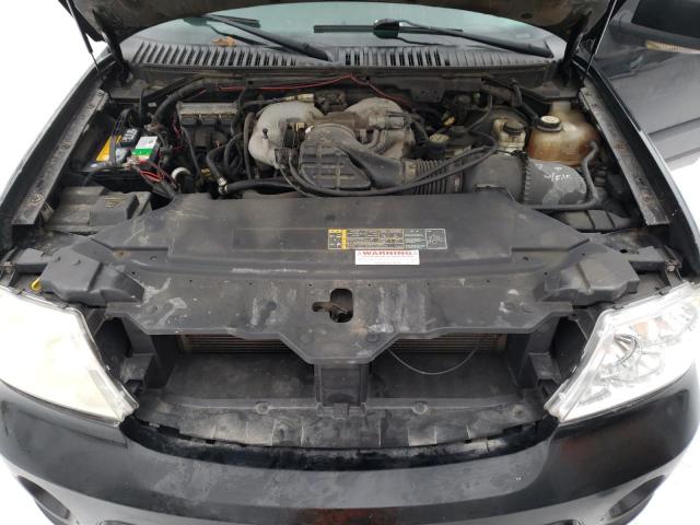 5LMFU28RX3LJ17772 - 2003 LINCOLN NAVIGATOR შავი ფოტო 12