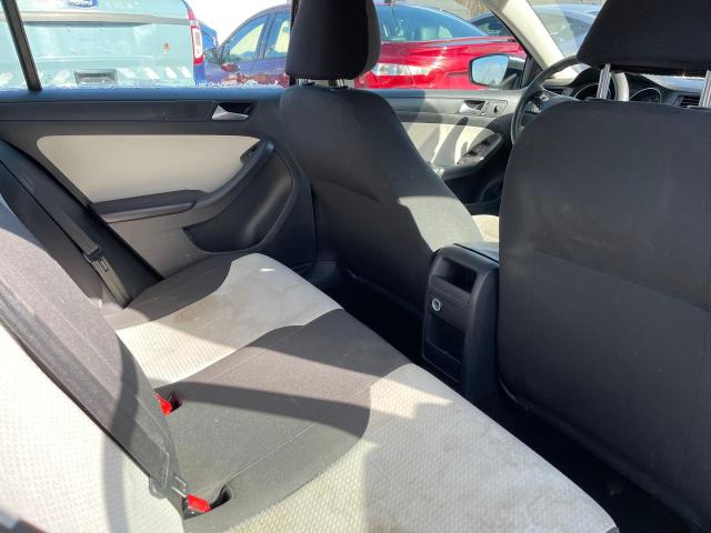 3VW2K7AJ7FM202825 - 2015 VOLKSWAGEN JETTA BASE BROWN photo 6