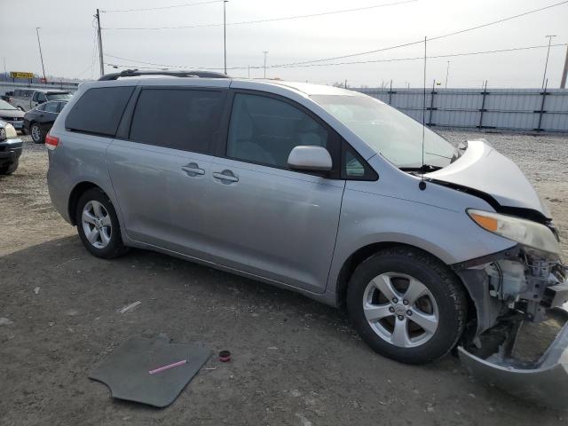 5TDKK3DC6BS151787 - 2011 TOYOTA SIENNA LE SILVER photo 4