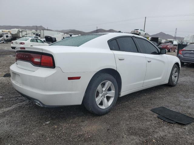 2C3CDXBG9CH108710 - 2012 DODGE CHARGER SE WHITE photo 3