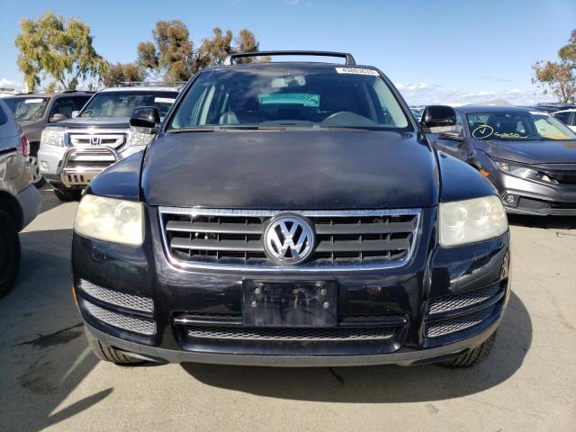 WVGZG77L95D038950 - 2005 VOLKSWAGEN TOUAREG 3.2 BLACK photo 5