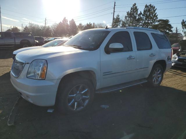 1GKS2EEF7BR105036 - 2011 GMC YUKON DENALI WHITE photo 1