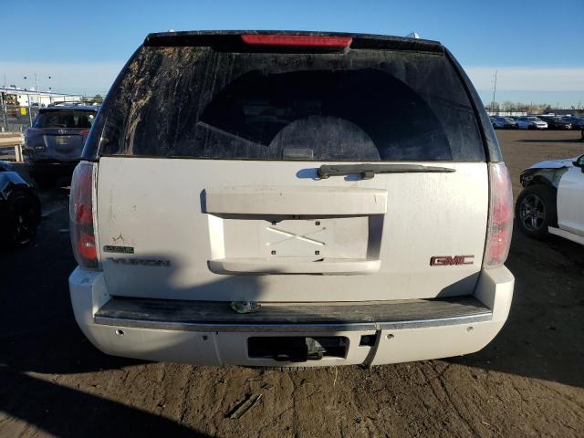 1GKS2EEF7BR105036 - 2011 GMC YUKON DENALI WHITE photo 6