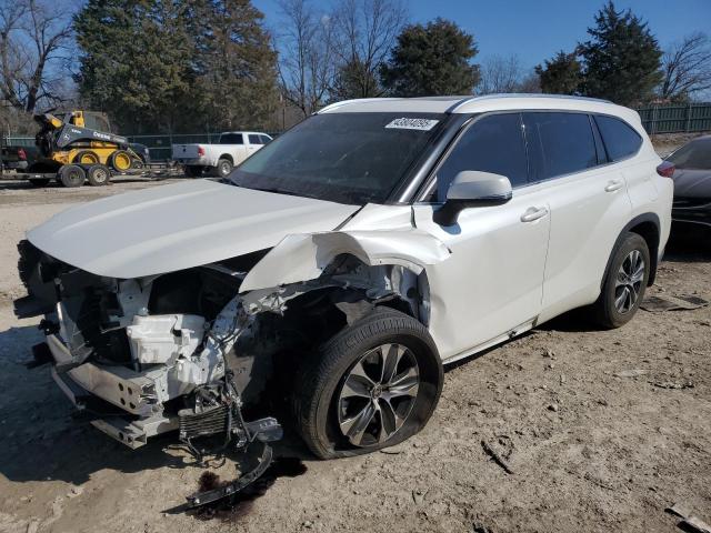 5TDGZRBH4LS002119 - 2020 TOYOTA HIGHLANDER XLE WHITE photo 1