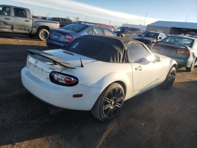 JM1NC25F770130969 - 2007 MAZDA MX-5 MIATA WHITE photo 3