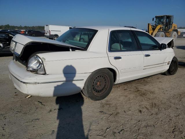 2FAFP73W7XX125867 - 1999 FORD CROWN VICT WHITE photo 3