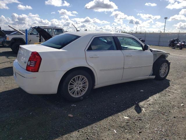 2C3KA53G38H288653 - 2008 CHRYSLER 300 TOURING WHITE photo 3