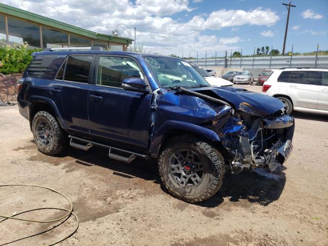 JTEBU5JR8J5569086 - 2018 TOYOTA 4RUNNER SR5/SR5 PREMIUM BLUE photo 4