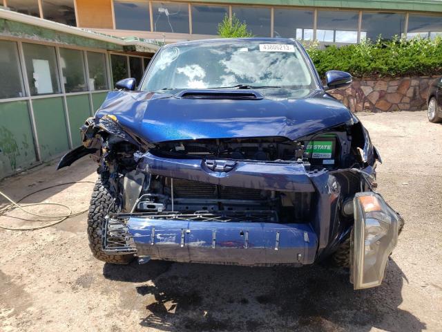 JTEBU5JR8J5569086 - 2018 TOYOTA 4RUNNER SR5/SR5 PREMIUM 蓝色 照片 5