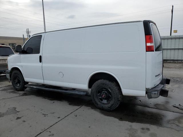 1GTW7AFG1J1903172 - 2018 GMC SAVANA G2500 WHITE photo 2