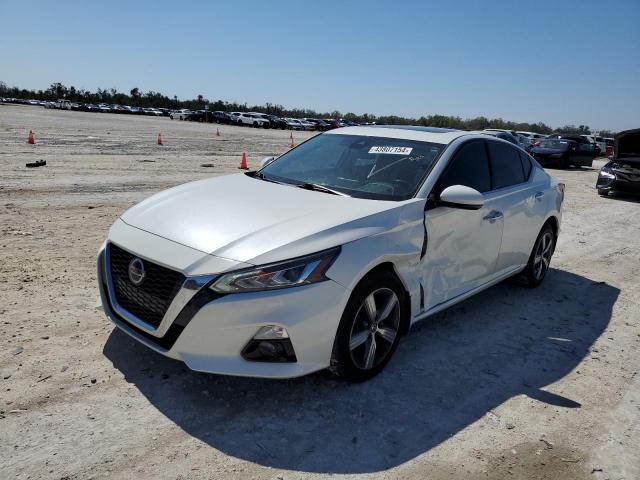 1N4BL4DW0KC193540 - 2019 NISSAN ALTIMA SV WHITE photo 1