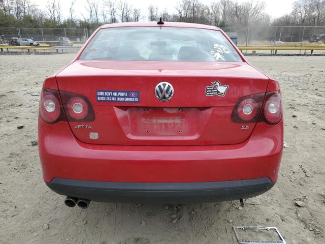 3VWRZ71K38M094810 - 2008 VOLKSWAGEN JETTA SE RED photo 6