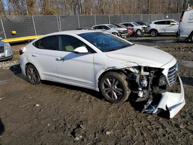 5NPD84LF1HH058120 - 2017 HYUNDAI ELANTRA SE WHITE photo 4