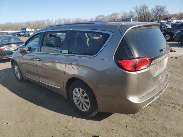 2C4RC1BG0JR212337 - 2018 CHRYSLER PACIFICA TOURING L SILVER photo 2