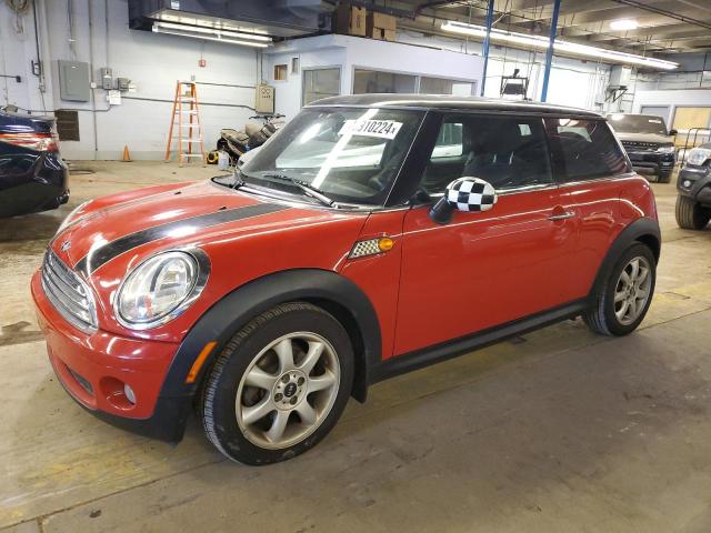 WMWMF3C55ATU79764 - 2010 MINI COOPER RED photo 1