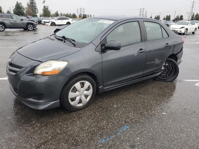 JTDBT923781274118 - 2008 TOYOTA YARIS GRAY photo 1