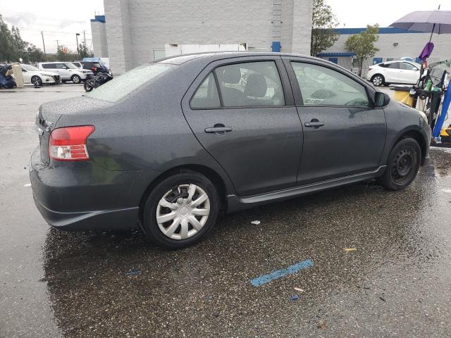 JTDBT923781274118 - 2008 TOYOTA YARIS GRAY photo 3