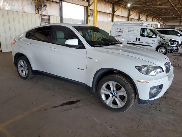 5UXFG2C50BLX05552 - 2011 BMW X6 XDRIVE35I WHITE photo 4