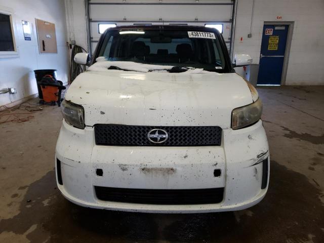 JTLZE4FE9A1108829 - 2010 TOYOTA SCION XB 白色 照片 5