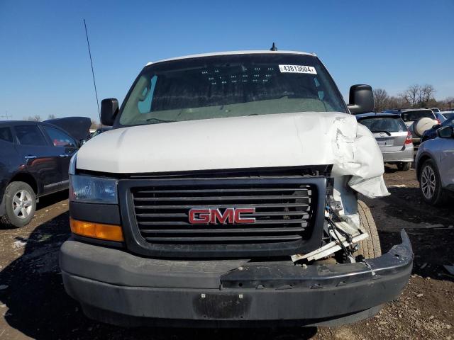 1GTW7AFG2J1332078 - 2018 GMC SAVANA G2500 WHITE photo 5