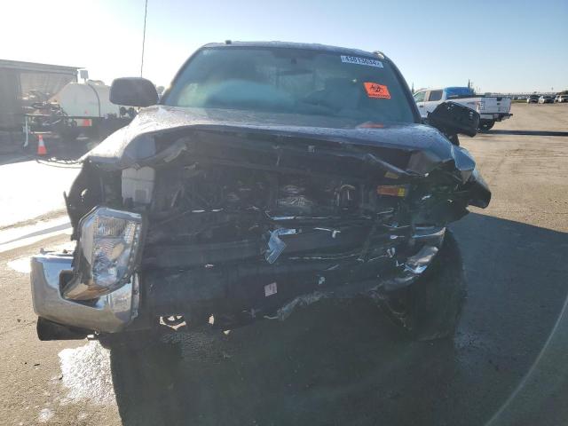 5TFUY5F19HX605936 - 2017 TOYOTA TUNDRA DOUBLE CAB SR/SR5 GRAY photo 5