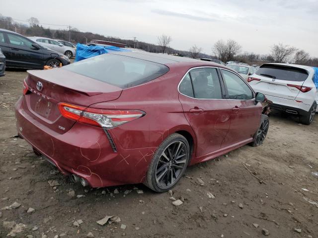 4T1B61HK2JU648383 - 2018 TOYOTA CAMRY XSE RED photo 3