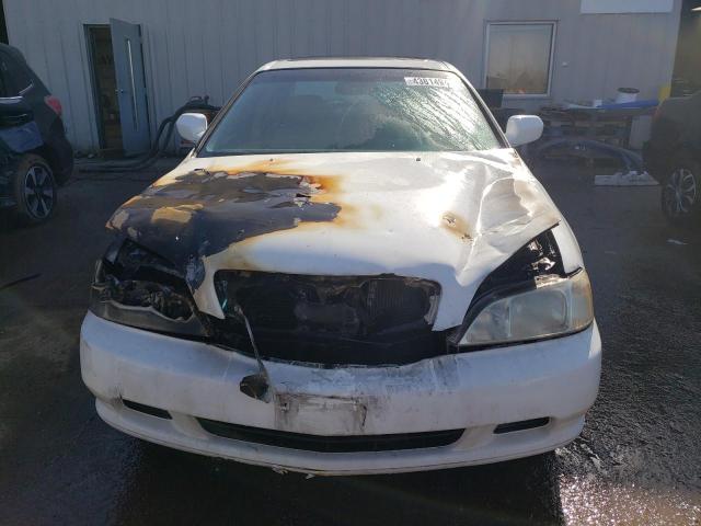 19UUA5666YA006982 - 2000 ACURA 3.2TL WHITE photo 5