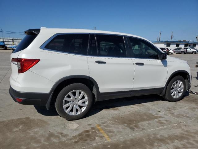 5FNYF5H13LB028277 - 2020 HONDA PILOT LX WHITE photo 3