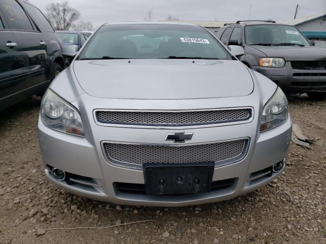 1G1ZE5E72BF274465 - 2011 CHEVROLET MALIBU LTZ ვერცხლისფერი ფოტო 5