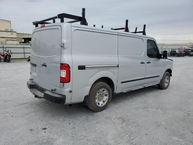 1N6AF0KYXFN809066 - 2015 NISSAN NV 2500 SILVER photo 3