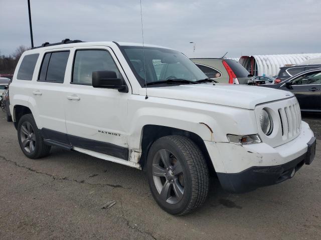 1C4NJRFB2FD169468 - 2015 JEEP PATRIOT LATITUDE WHITE photo 4