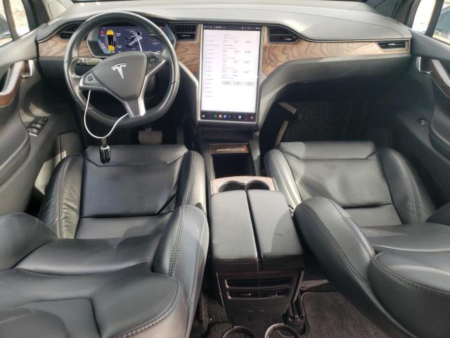 5YJXCDE22JF100188 - 2018 TESLA MODEL X GRAY photo 8