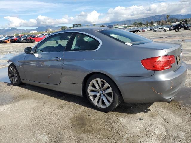 WBAKE5C59CJ106473 - 2012 BMW 328 I SULEV GRAY photo 2