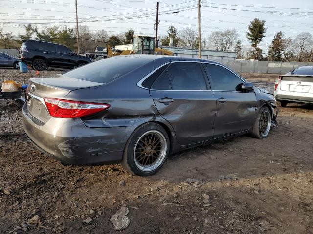 4T1BF1FKXGU143073 - 2016 TOYOTA CAMRY LE/X LE GRAY photo 3