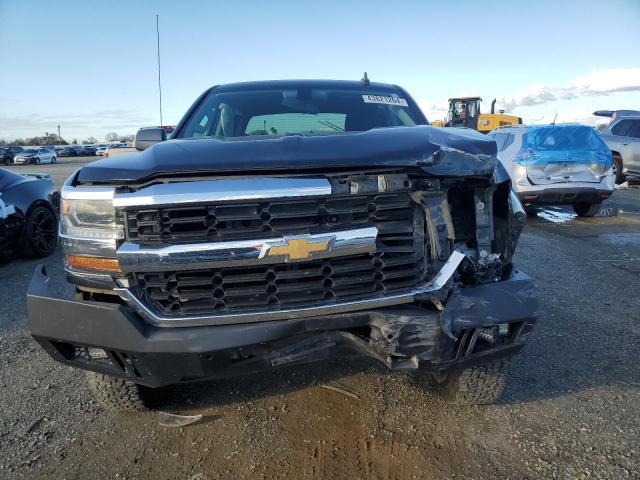 3GCUCRER2JG239390 - 2018 CHEVROLET SILVERADO C1500 LT GRAY photo 5