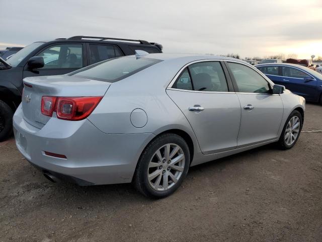 1G11E5SA3GF137992 - 2016 CHEVROLET MALIBU LIM LTZ 银色 照片 3