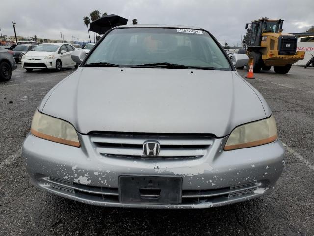 1HGCG16481A021782 - 2001 HONDA ACCORD LX SILVER photo 5