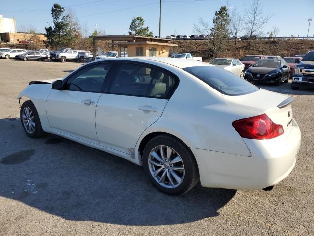 JNKBV61F97M801785 - 2007 INFINITI G35 WHITE photo 2