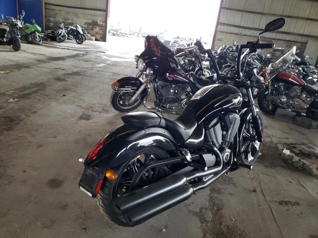 5VPCVBAB4H3057288 - 2017 VICTORY MOTORCYCLES VEGAS 黑色 照片 4